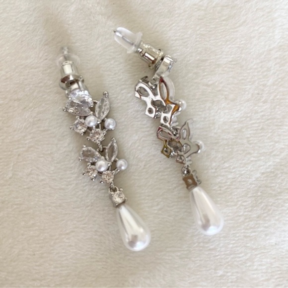 Pearl Diamond Silver Dangle Drop Earrings Bridal New - Picture 6 of 8